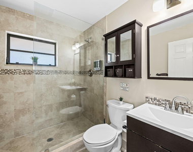 1601 Ne 63rd Street - Photo Thumbnail 17
