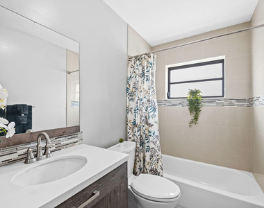 1601 Ne 63rd Street - Photo Thumbnail 20