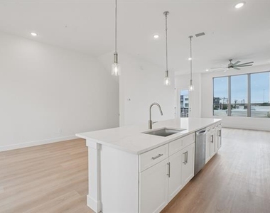 13351 Goodland Street - Photo Thumbnail 18