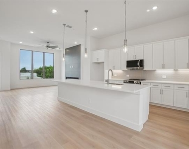 13351 Goodland Street - Photo Thumbnail 13