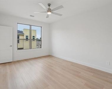 13351 Goodland Street - Photo Thumbnail 22
