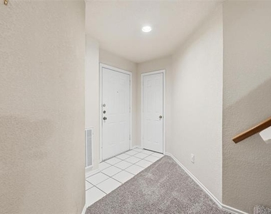 11912 Rhulen Court - Photo Thumbnail 7