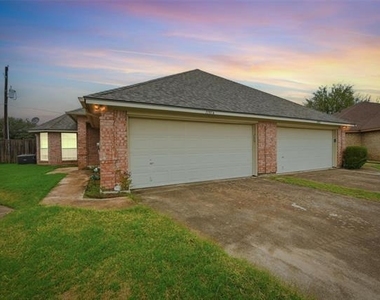 11912 Rhulen Court - Photo Thumbnail 1