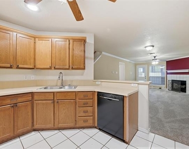 11912 Rhulen Court - Photo Thumbnail 5