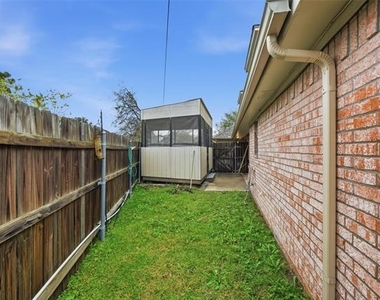 11912 Rhulen Court - Photo Thumbnail 27