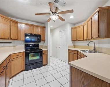11912 Rhulen Court - Photo Thumbnail 16