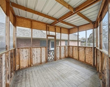 11912 Rhulen Court - Photo Thumbnail 3