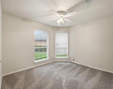 11912 Rhulen Court - Photo Thumbnail 32