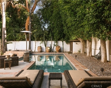 4909 Woodley Avenue - Photo Thumbnail 20
