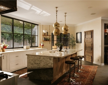 4909 Woodley Avenue - Photo Thumbnail 5