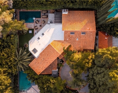 4909 Woodley Avenue - Photo Thumbnail 24