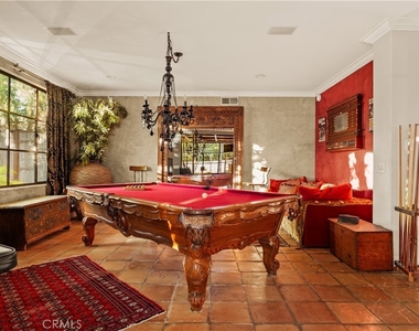 4909 Woodley Avenue - Photo Thumbnail 16