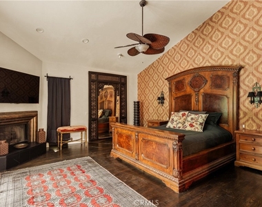 4909 Woodley Avenue - Photo Thumbnail 21