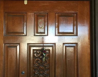 1806 N Fairview - Photo Thumbnail 2