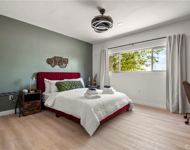 9150 10th Avenue - Photo Thumbnail 10