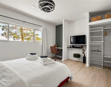 9150 10th Avenue - Photo Thumbnail 11