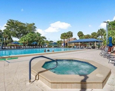 10110 Cedar Point Boulevard - Photo Thumbnail 19