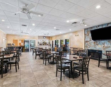 10110 Cedar Point Boulevard - Photo Thumbnail 32