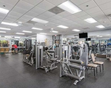 10110 Cedar Point Boulevard - Photo Thumbnail 22