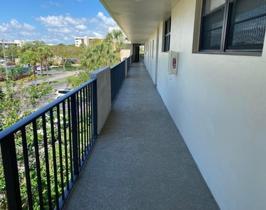 2420 Deer Creek Country Club Boulevard - Photo Thumbnail 2