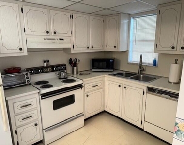 2420 Deer Creek Country Club Boulevard - Photo Thumbnail 7
