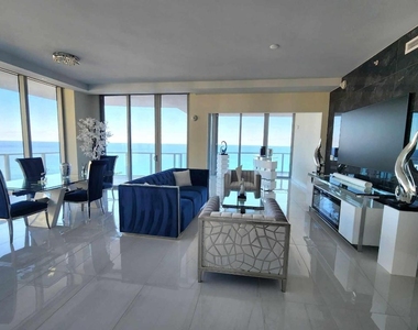 3100 N Ocean Drive - Photo Thumbnail 1