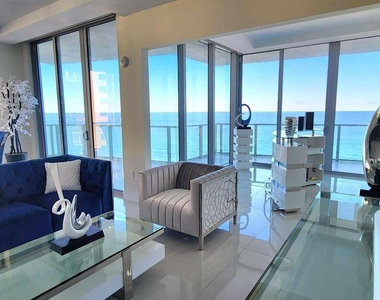 3100 N Ocean Drive - Photo Thumbnail 24