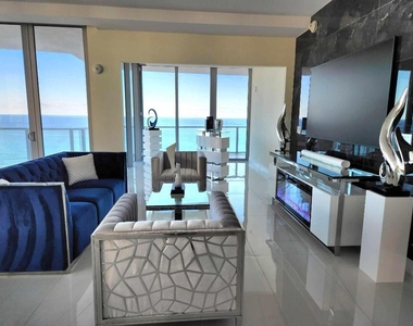 3100 N Ocean Drive - Photo Thumbnail 20