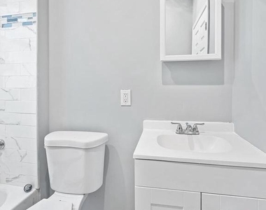 1511 N 54th Street - Photo Thumbnail 8