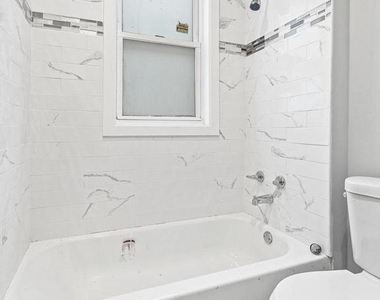 1511 N 54th Street - Photo Thumbnail 7