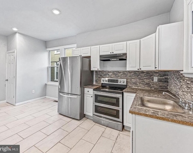 1511 N 54th Street - Photo Thumbnail 2