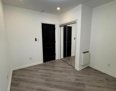 4921 Haverford Avenue - Photo Thumbnail 5