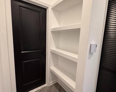 4921 Haverford Avenue - Photo Thumbnail 6