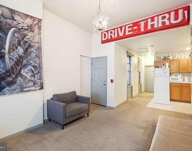 2136 N Carlisle Street - Photo Thumbnail 5