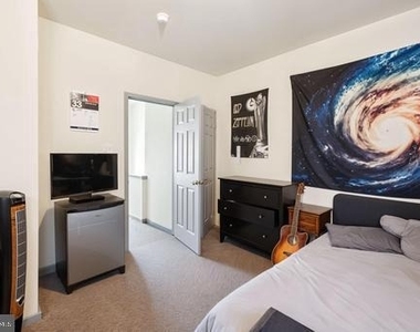 2136 N Carlisle Street - Photo Thumbnail 6