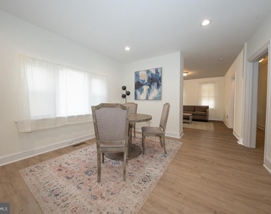717 Miller Street - Photo Thumbnail 7