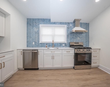 717 Miller Street - Photo Thumbnail 9