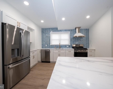 717 Miller Street - Photo Thumbnail 10
