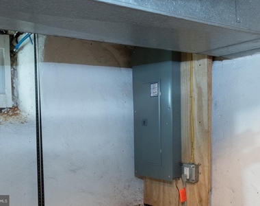 717 Miller Street - Photo Thumbnail 36