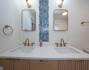 717 Miller Street - Photo Thumbnail 20
