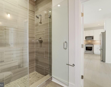 4008 Edmunds Nw - Photo Thumbnail 15