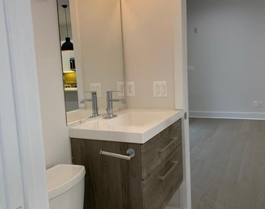 4008 Edmunds Nw - Photo Thumbnail 7