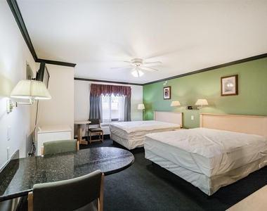 1025 Swanson Street - Photo Thumbnail 10