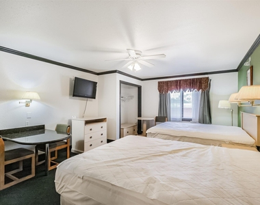 1025 Swanson Street - Photo Thumbnail 11