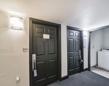 1025 Swanson Street - Photo Thumbnail 3