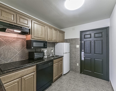 1025 Swanson Street - Photo Thumbnail 19