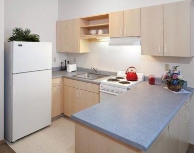 11939 Ne Davis St - Photo Thumbnail 7