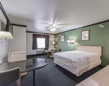 1025 Swanson Street - Photo Thumbnail 13