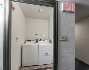 1025 Swanson Street - Photo Thumbnail 23