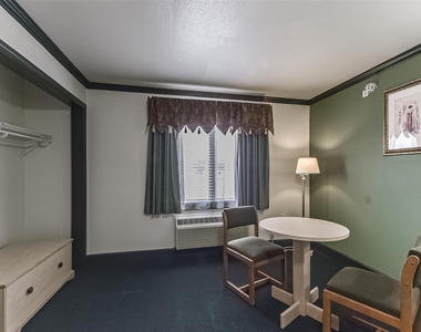 1025 Swanson Street - Photo Thumbnail 16